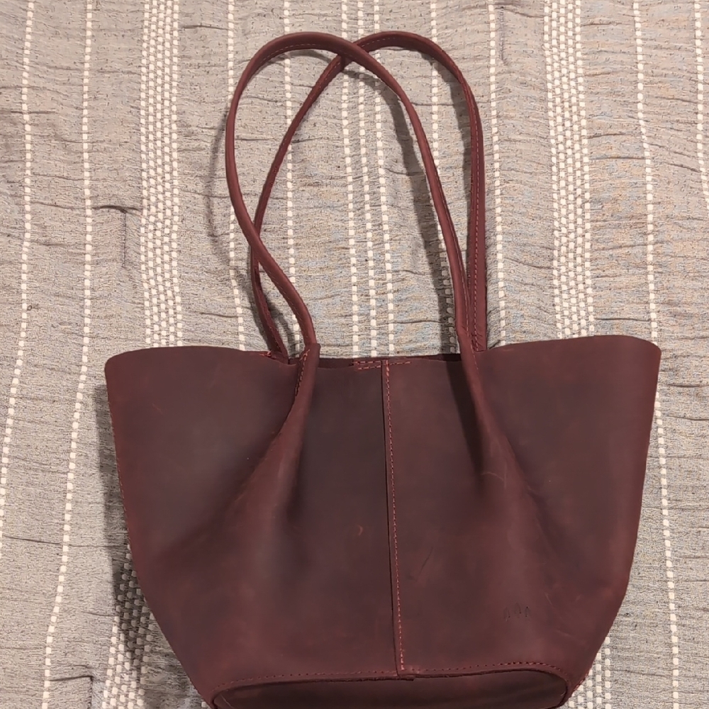 Portland Leather Large Devan (C Grade) - Merlot